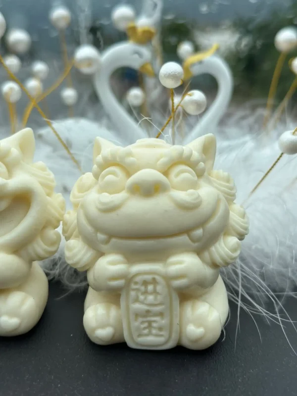 Handmade Coconut Wealth Lion Statue Pair