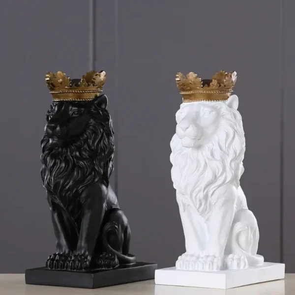 Chinese Lion Statue Crown Resin Foo Dog