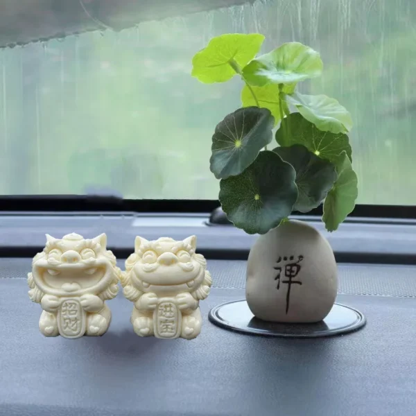 Handmade Coconut Wealth Lion Statue Pair